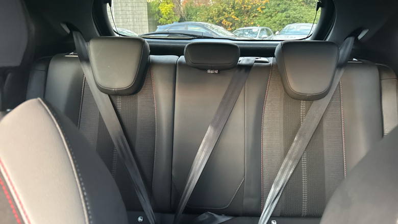 Vauxhall Mokka 100kW SRi Premium 50kWh 5dr Auto Electric Hatchback